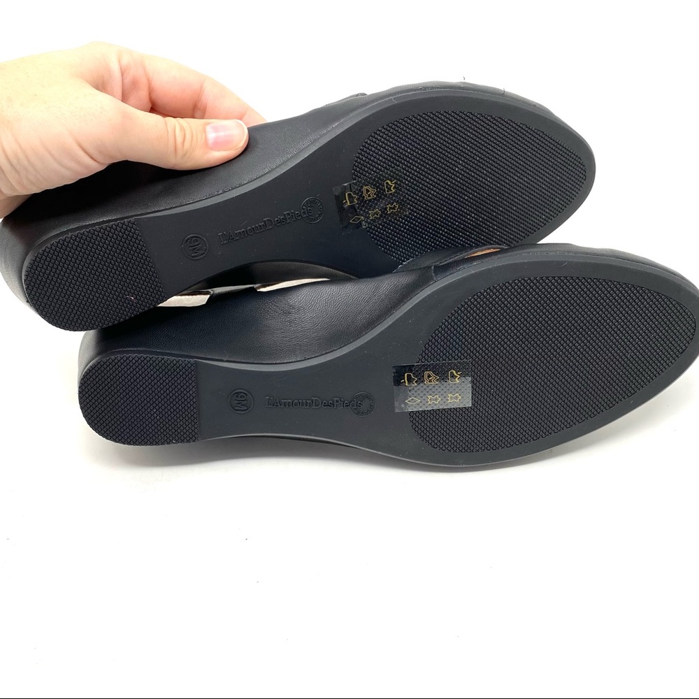 L’Amour Des Pieds Boqin black sheep leather sandals - Picture 5 of 8